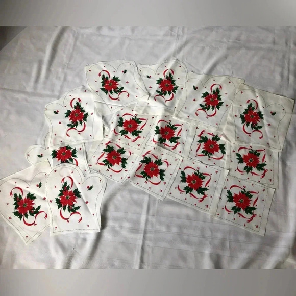 Vtg Holiday Cut and Sew Oven Mits and Pot Holders - Picture 1 of 7